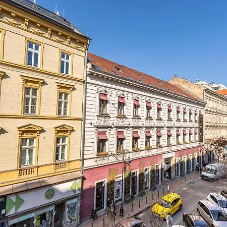 Ghetto - Gozsdu Court Bismarck * Budapest