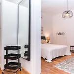 Bismarck Two Bedroom شقة بودابست