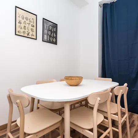 Gozsdu Court Bismarck Apartamento *