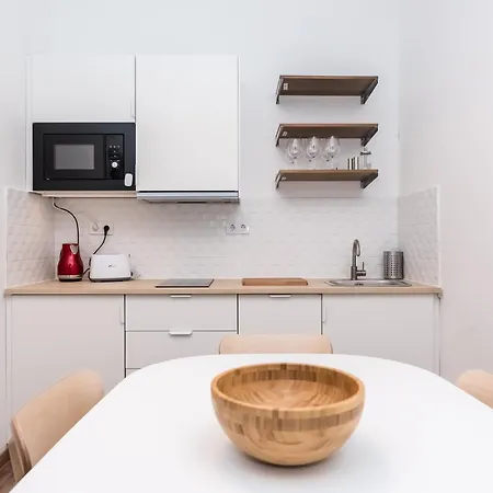 Gozsdu Court Bismarck Apartamento *