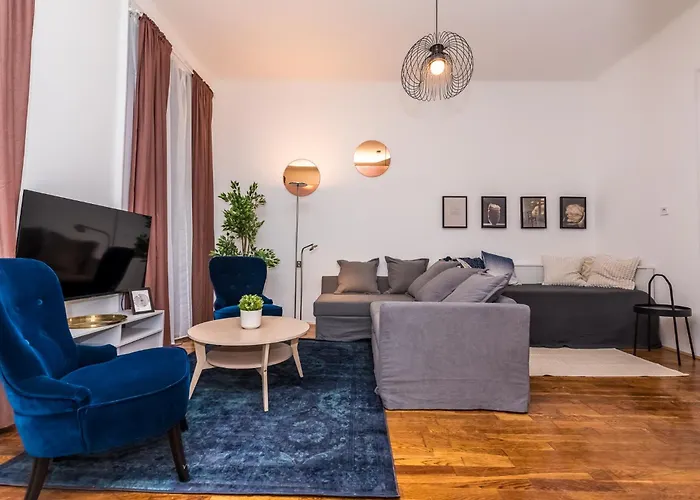 Bismarck Two Bedroom Apartment *