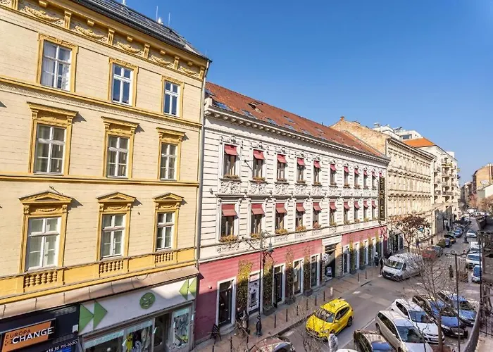 Bismarck Two Bedroom * Budapest